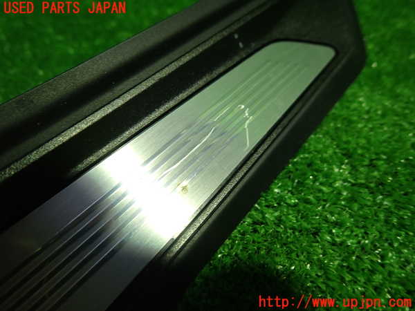 1UPJ-32167740]BMW 320d ツーリング F31(3D20)スカッフプレート 中古_m0002.jpg