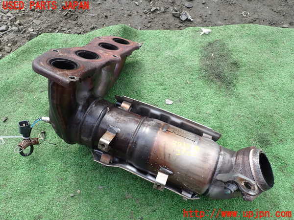 1UPJ-32182041]ヴェルファイアハイブリッド(ATH20W)エキマニ1 触媒 マニバーター 中古_m0001.jpg