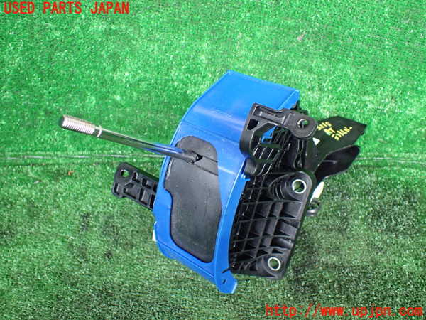 1UPJ-32187555]ヴェルファイアハイブリッド(ATH20W)ATシフトレバー 中古_m0001.jpg