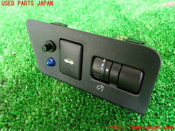 1UPJ-32196307]８６(BRZ)(ZN6)スイッチ2 (トランクオープナー、メーター照度調整) 中古_m0001.jpg