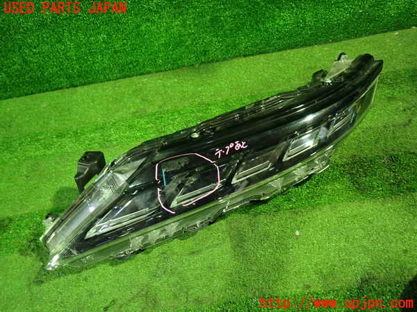 1UPJ-32201152]デリカD：5(CV1W)左コーナーランプ 中古_m0001.jpg