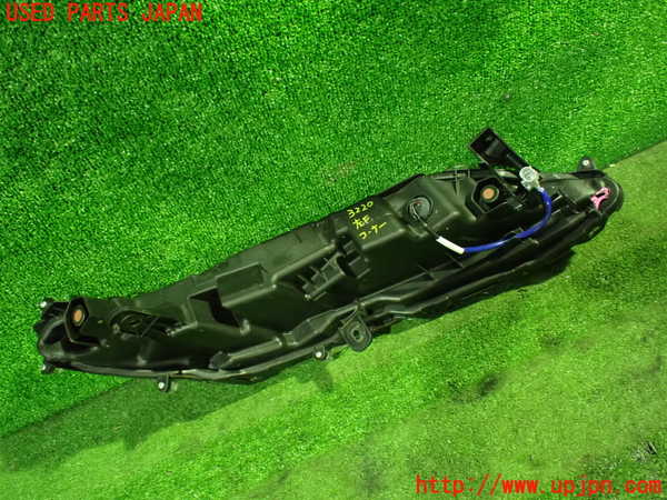 1UPJ-32201152]デリカD：5(CV1W)左コーナーランプ 中古_m0002.jpg