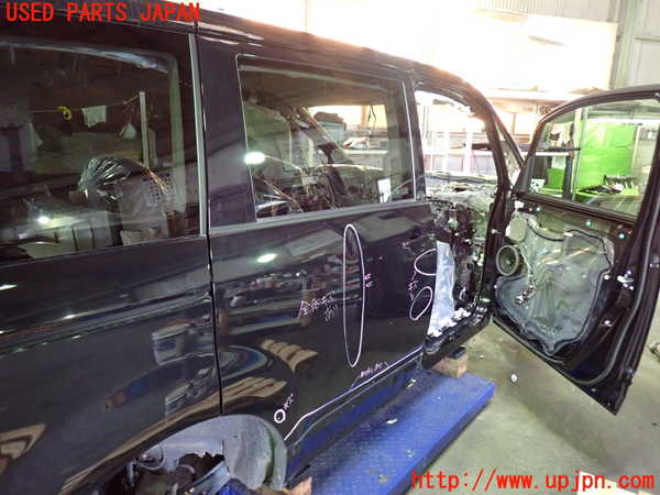 5UPJ-32201290]デリカD：5(CV1W)右後ドア M31Q8 中古_m0002.jpg