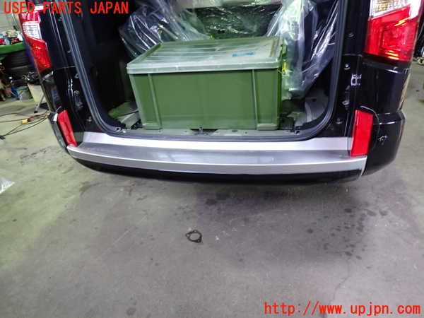 1UPJ-32201610]デリカD：5(CV1W)リアバンパー 中古_m0001.jpg