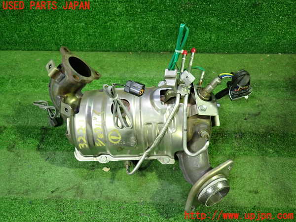 1UPJ-32202661]デリカD：5(CV1W)触媒1 中古_m0001.jpg