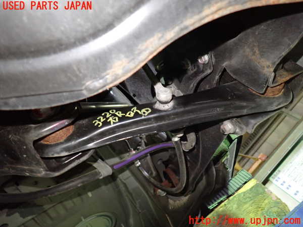 5UPJ-32205200]デリカD：5(CV1W)右リアロアアーム1 中古_m0001.jpg