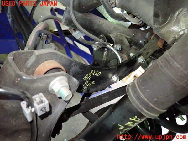 5UPJ-32205156]デリカD：5(CV1W)左リアアッパーアーム1 中古_m0001.jpg