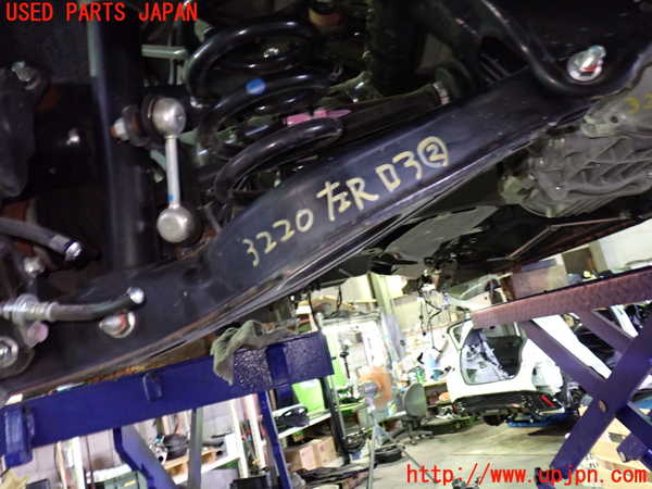5UPJ-32205227]デリカD：5(CV1W)左リアロアアーム2 中古_m0001.jpg