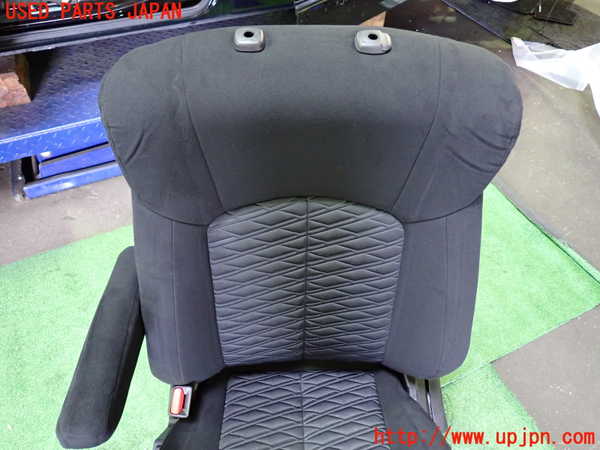 1UPJ-32207065]デリカD：5(CV1W)助手席シート 中古_m0002.jpg
