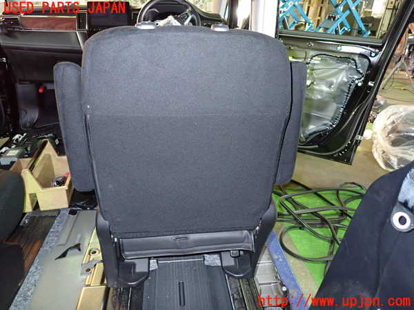 1UPJ-32207145]デリカD：5(CV1W)右2列目シート 中古_m0004.jpg