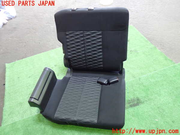 1UPJ-32207235]デリカD：5(CV1W)右3列目シート 中古_m0001.jpg
