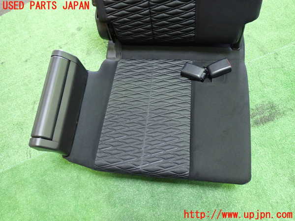 1UPJ-32207235]デリカD：5(CV1W)右3列目シート 中古_m0003.jpg