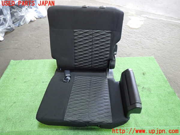 5UPJ-32207265]デリカD：5(CV1W)左3列目シート 中古_m0001.jpg