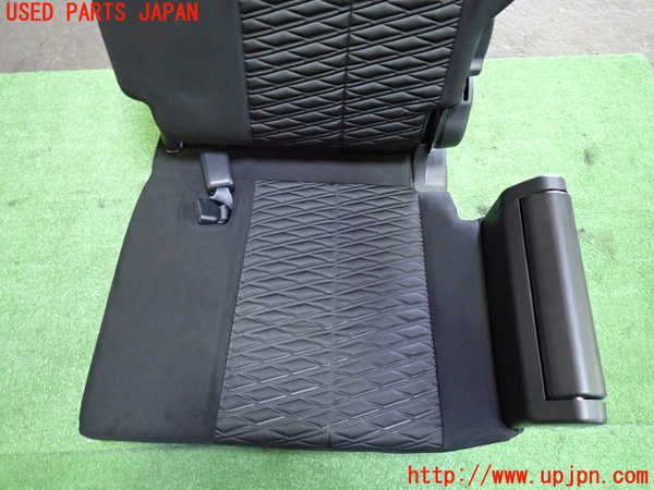 5UPJ-32207265]デリカD：5(CV1W)左3列目シート 中古_m0003.jpg