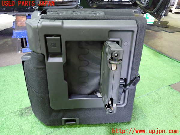 5UPJ-32207265]デリカD：5(CV1W)左3列目シート 中古_m0005.jpg