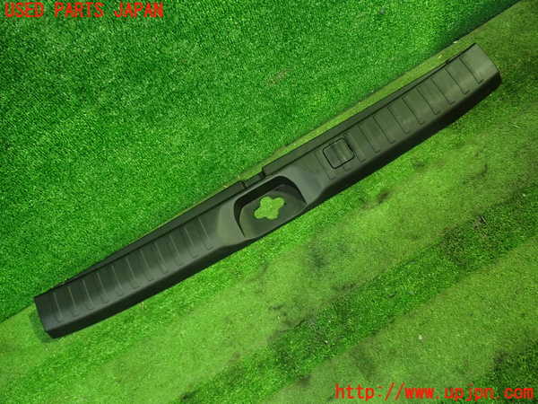 1UPJ-32207772]デリカD：5(CV1W)ラゲッジトレイ2 中古_m0001.jpg