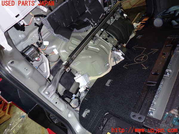 1UPJ-32207499]デリカD：5(CV1W)シートレール④ (３列目左) 中古_m0001.jpg