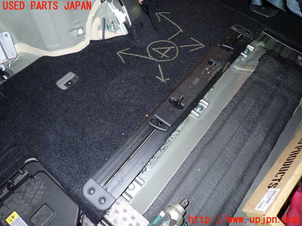 1UPJ-32207499]デリカD：5(CV1W)シートレール④ (３列目左) 中古_m0003.jpg