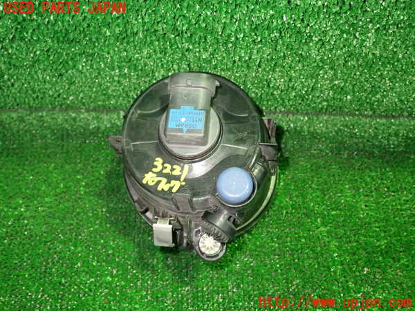 1UPJ-32211180]BMW X3(WY20 F25)右フォグ 中古_m0003.jpg