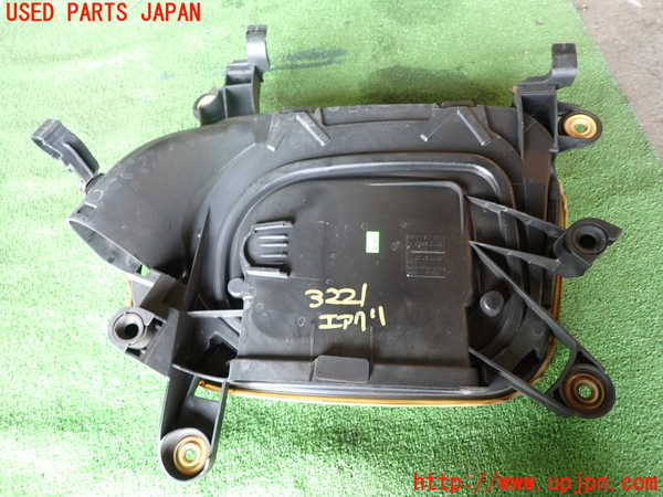 1UPJ-32212560]BMW X3(WY20 F25)エアクリーナーボックス 中古_m0003.jpg