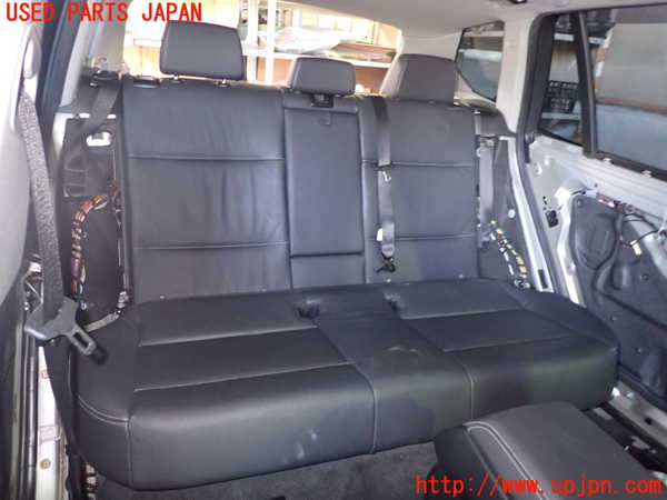 1UPJ-32217385]BMW X3(WY20 F25)リアシート 中古_m0001.jpg