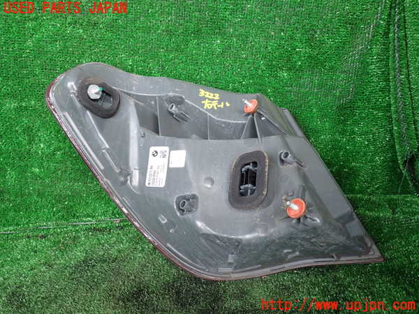 1UPJ-32221530]BMW アクティブハイブリッド7(AH7)(YA30) F04右テールランプ 中古_m0002.jpg