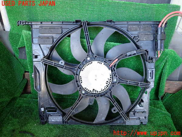 1UPJ-32226836]BMW アクティブハイブリッド7(AH7)(YA30) F04電動ファン1 中古_m0002.jpg