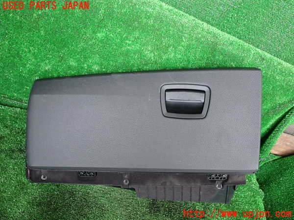 1UPJ-32227517]BMW アクティブハイブリッド7(AH7)(YA30) F04グローブボックス2 中古_m0001.jpg
