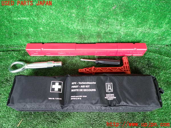 1UPJ-32227805]BMW アクティブハイブリッド7(AH7)(YA30) F04車載工具 中古_m0001.jpg