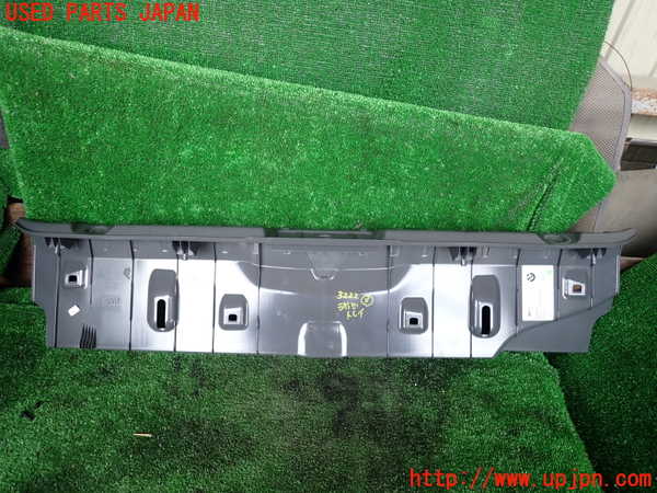 1UPJ-32227773]BMW アクティブハイブリッド7(AH7)(YA30) F04ラゲッジトレイ3 中古_m0002.jpg