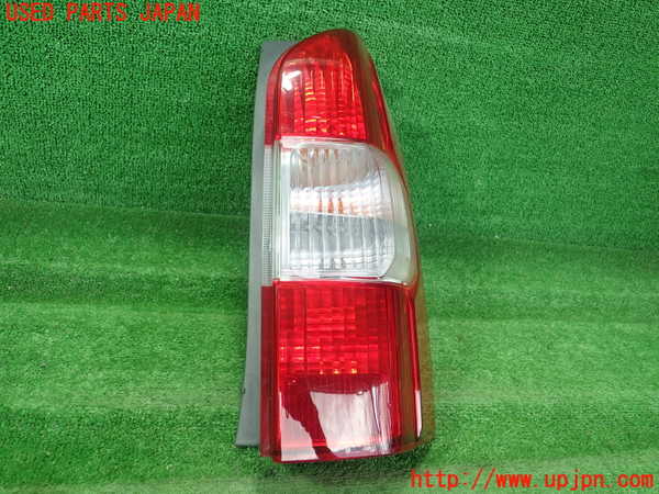 5UPJ-32231530]プロボックス バン ハイブリッド(NHP160V)右テールランプ 中古_m0001.jpg