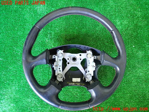 1UPJ-32247855]インプレッサ F型 WRX-STi(GC8)ステアリングホイール 中古_m0001.jpg