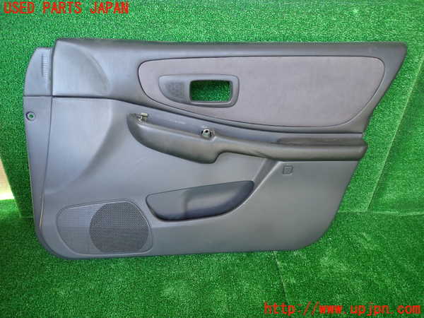 1UPJ-32241234]インプレッサ F型 WRX-STi(GC8)右前ドア内張り 中古_m0001.jpg