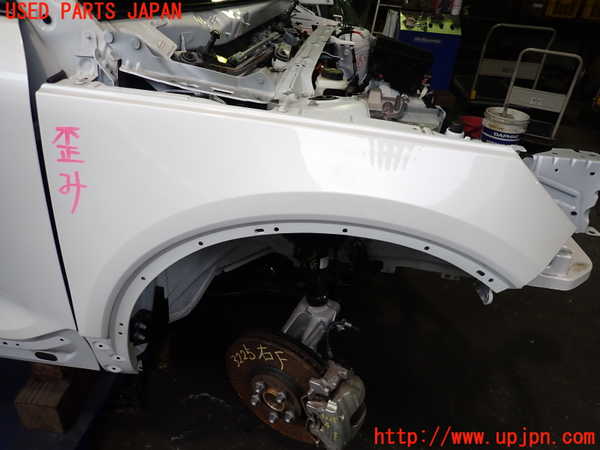 2UPJ-32251080]ボルボ・EC40(C40 リチャージ)(XE400RXCE)右前フェンダー 中古_m0001.jpg