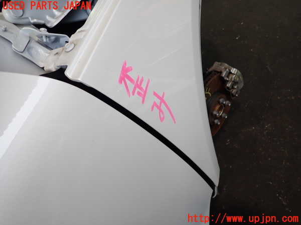 2UPJ-32251080]ボルボ・EC40(C40 リチャージ)(XE400RXCE)右前フェンダー 中古_m0003.jpg