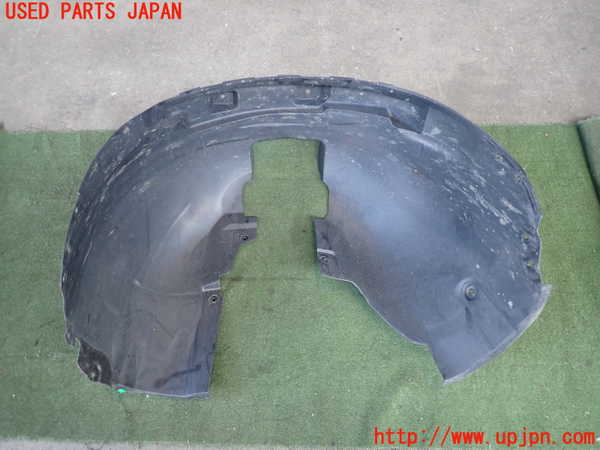 2UPJ-32251092]ボルボ・EC40(C40 リチャージ)(XE400RXCE)左前フェンダーライナー 中古_m0001.jpg