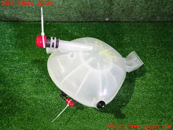 2UPJ-32252410]ボルボ・EC40(C40 リチャージ)(XE400RXCE)ラジエータータンク 中古_m0002.jpg