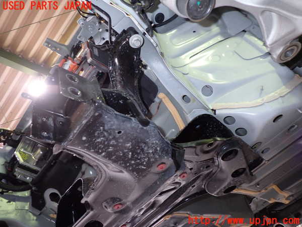 2UPJ-32255285]ボルボ・EC40(C40 リチャージ)(XE400RXCE)フロントメンバー 【ジャンク品】 中古_m0002.jpg