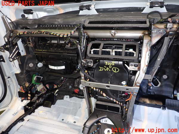 2UPJ-32256081]ボルボ・EC40(C40 リチャージ)(XE400RXCE)エバポレーター1 中古_m0001.jpg