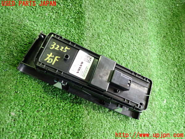 2UPJ-32256240]ボルボ・EC40(C40 リチャージ)(XE400RXCE)右前パワーウィンドウスイッチ 中古_m0002.jpg