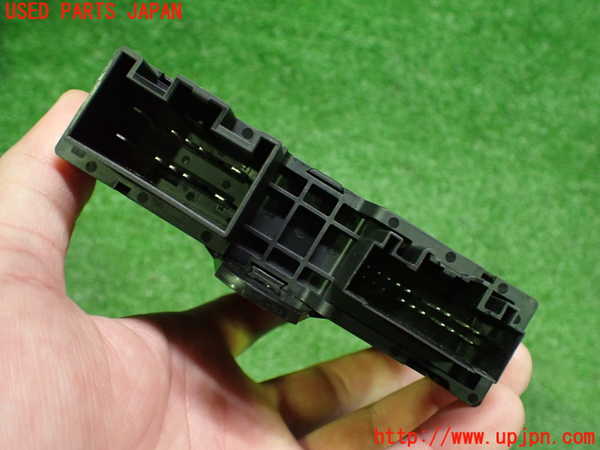 2UPJ-32256157]ボルボ・EC40(C40 リチャージ)(XE400RXCE)コンピューター12 (テールゲートコントロール) 中古_m0003.jpg