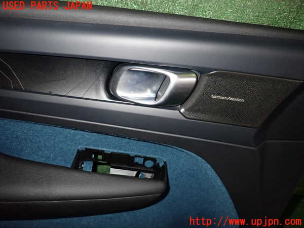 2UPJ-32251264]ボルボ・EC40(C40 リチャージ)(XE400RXCE)左前ドア内張り 中古_m0002.jpg