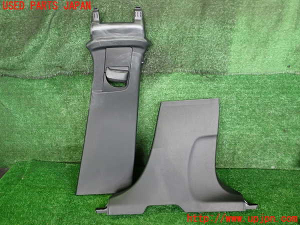 2UPJ-32257665]ボルボ・EC40(C40 リチャージ)(XE400RXCE)右センターピラートリム 中古_m0001.jpg