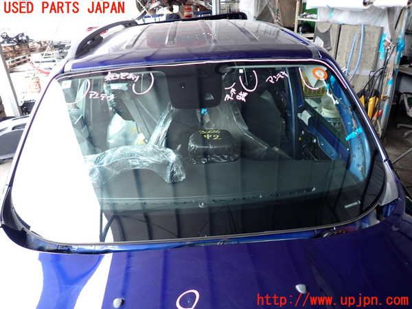 2UPJ-32261195]ジープ・レネゲード(BV13PM)フロントガラス (43R-000204 M200) 中古_m0001.jpg