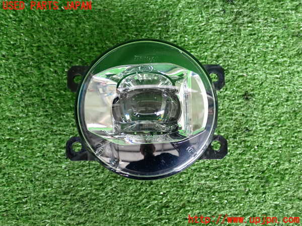 2UPJ-32261182]ジープ・レネゲード(BV13PM)左フォグ 中古_m0001.jpg