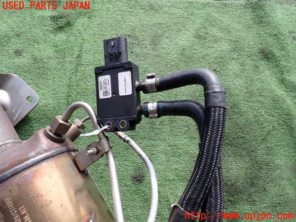 2UPJ-32262661]ジープ・レネゲード(BV13PM)触媒1 中古_m0004.jpg