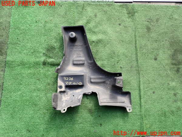 2UPJ-32261721]ジープ・レネゲード(BV13PM)アンダーカバー1 中古_m0001.jpg