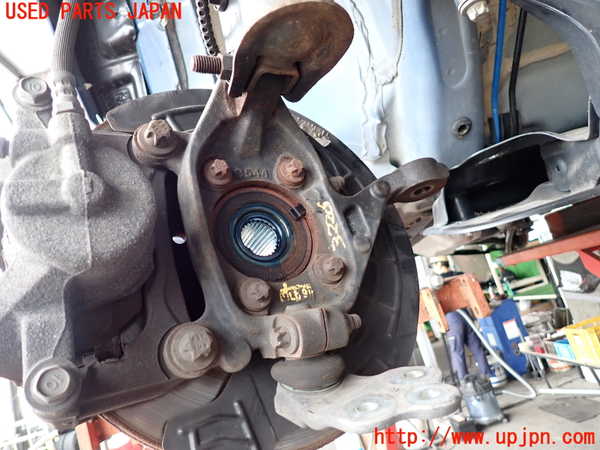 2UPJ-32264290]ジープ・レネゲード(BV13PM)右フロントナックルハブ 中古_m0002.jpg