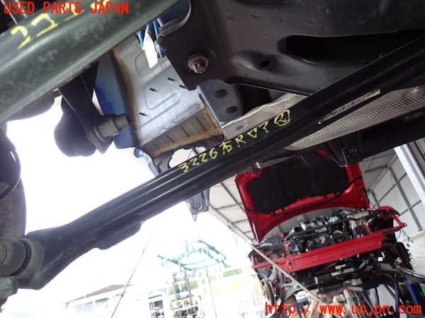 2UPJ-32265205]ジープ・レネゲード(BV13PM)右リアロアアーム2 中古_m0001.jpg