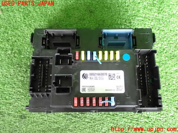 2UPJ-32266742]ジープ・レネゲード(BV13PM)ヒューズボックス2 中古_m0001.jpg